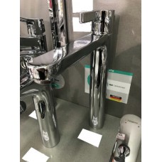 Смеситель Hansgrohe Metris S 31022000 для раковины